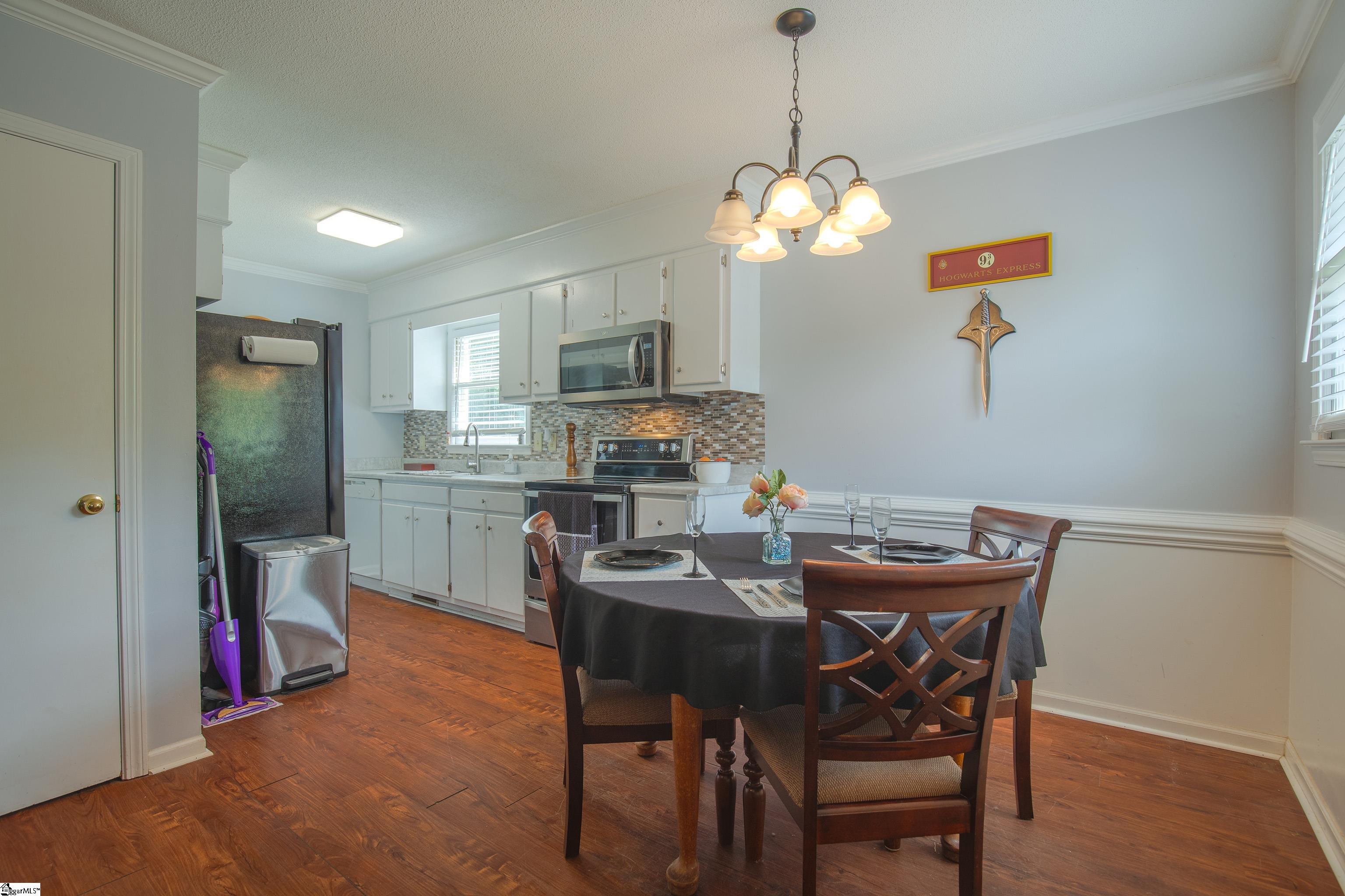 205 Beaver Creek Road Marietta, SC 29661 - Photo 9 of 23 Gallery Image 9