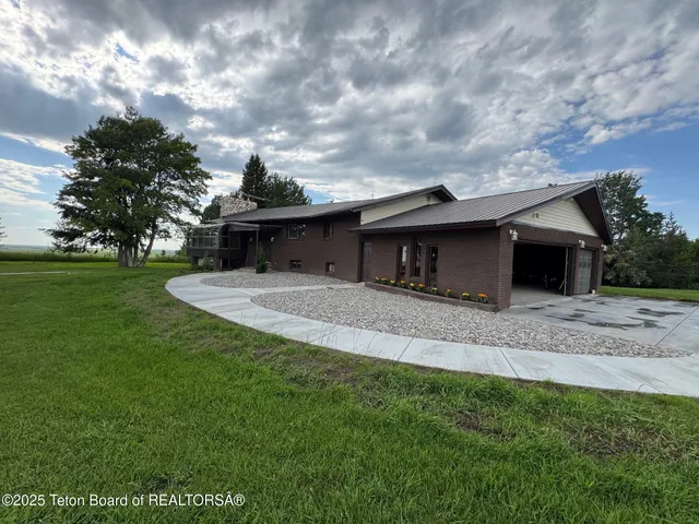 $1,199,000 | 13280 North 3750 West, Felt, ID 83424