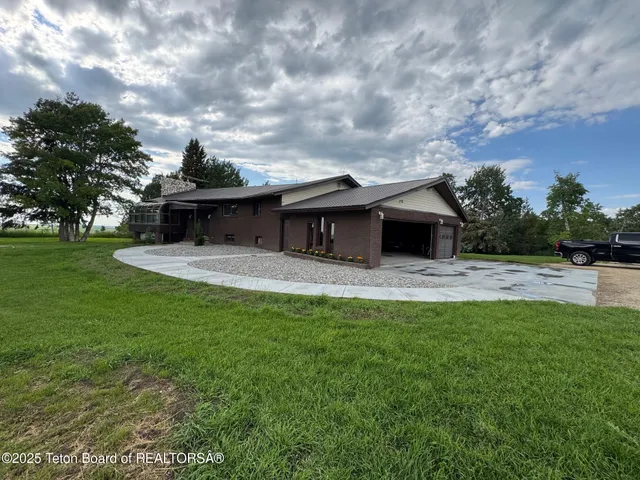 $1,199,000 | 13280 North 3750 West, Felt, ID 83424