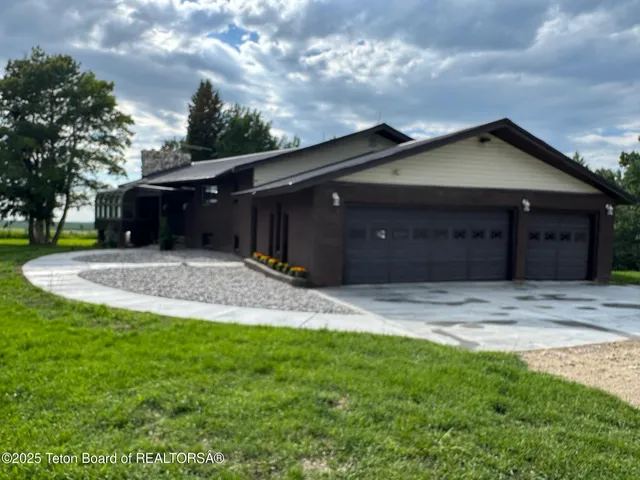 $1,199,000 | 13280 North 3750 West, Felt, ID 83424