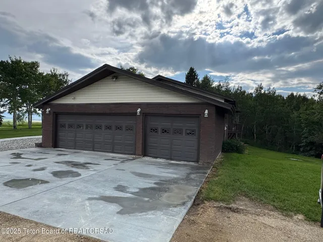 $1,199,000 | 13280 North 3750 West, Felt, ID 83424