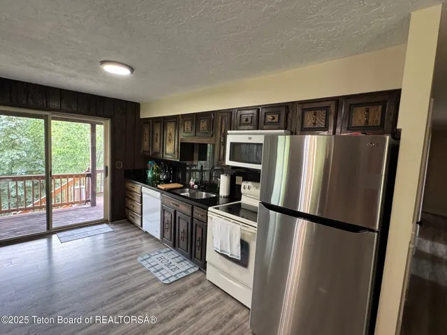 $1,199,000 | 13280 North 3750 West, Felt, ID 83424