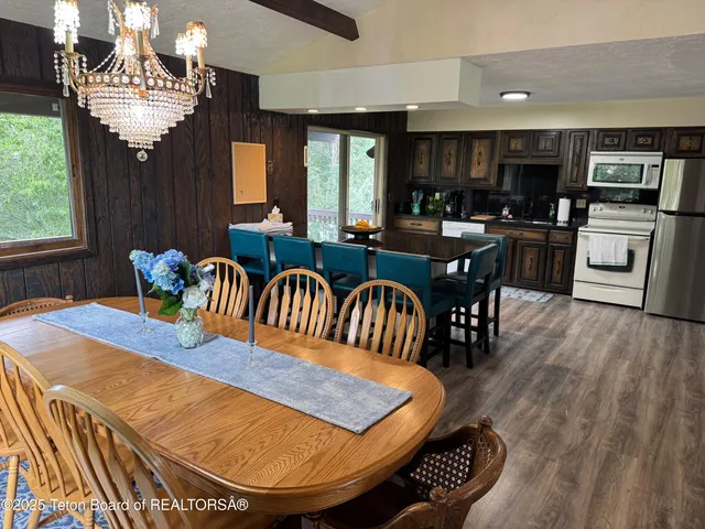 $1,199,000 | 13280 North 3750 West, Felt, ID 83424