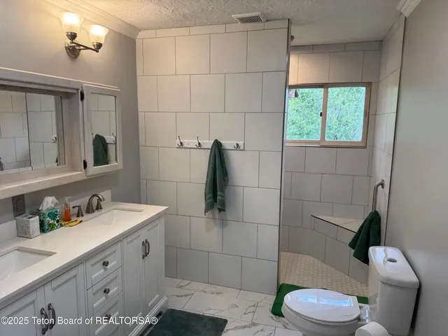 $1,199,000 | 13280 North 3750 West, Felt, ID 83424