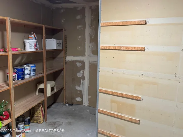 $1,199,000 | 13280 North 3750 West, Felt, ID 83424