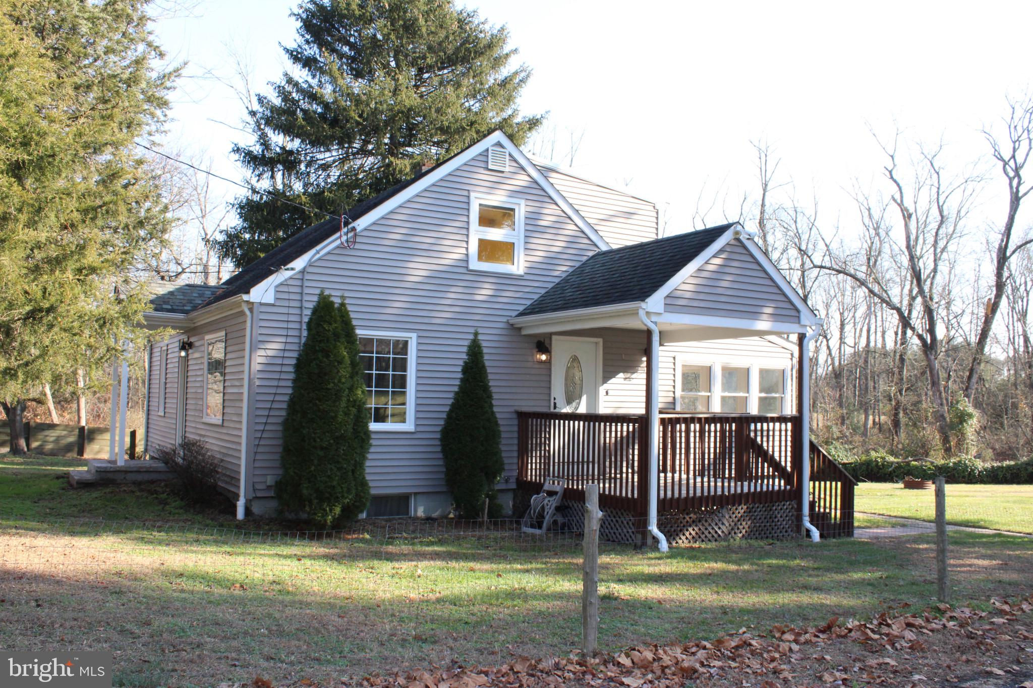 328 Church Road Medford, NJ 08055 - Photo 2 of 23