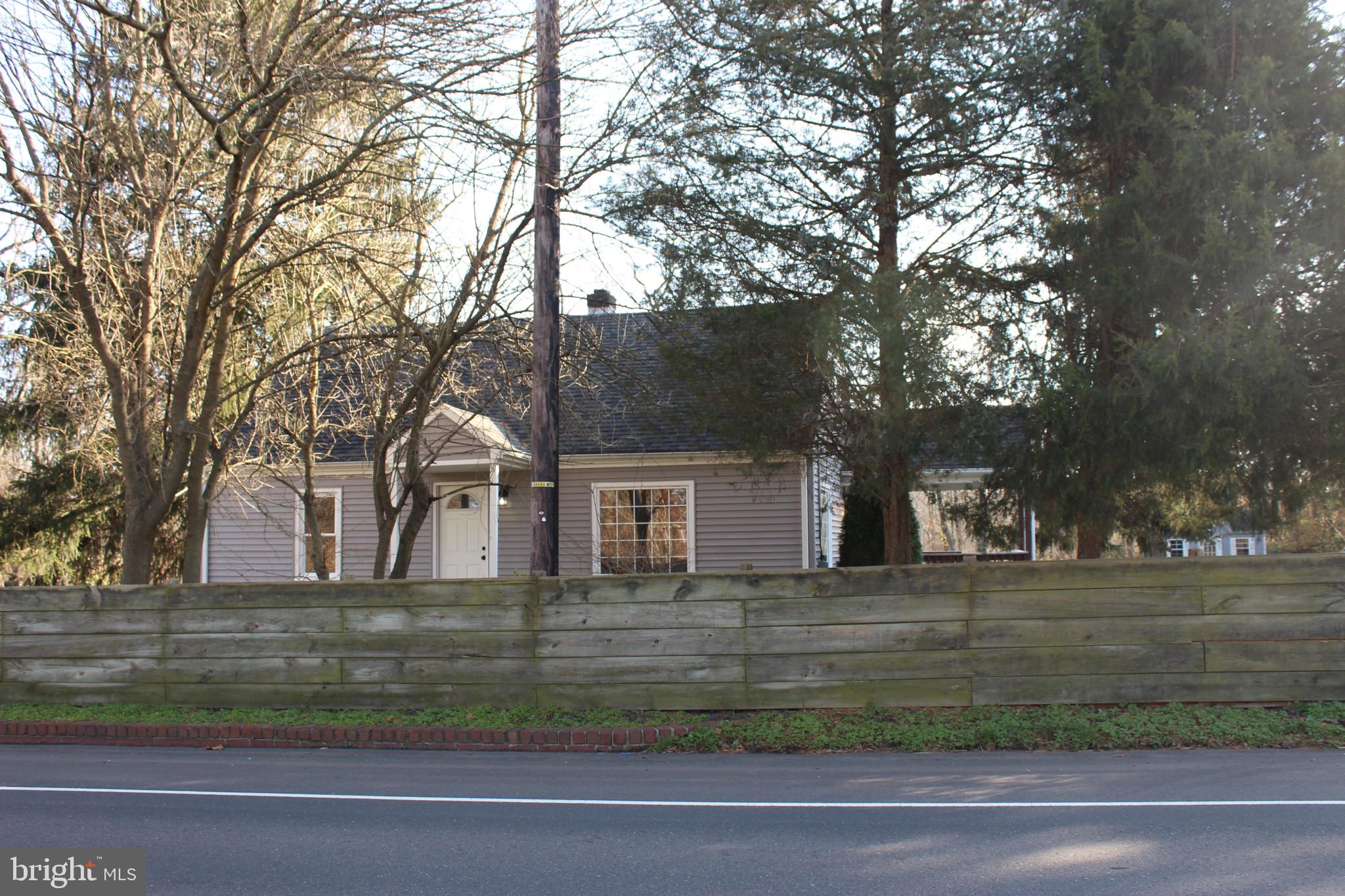 328 Church Road Medford, NJ 08055 - Photo 4 of 23