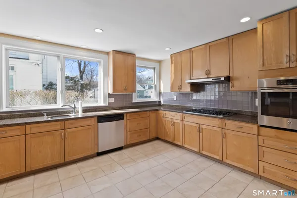 $4,500 | 1955 Chapel Street, New Haven, CT 06515