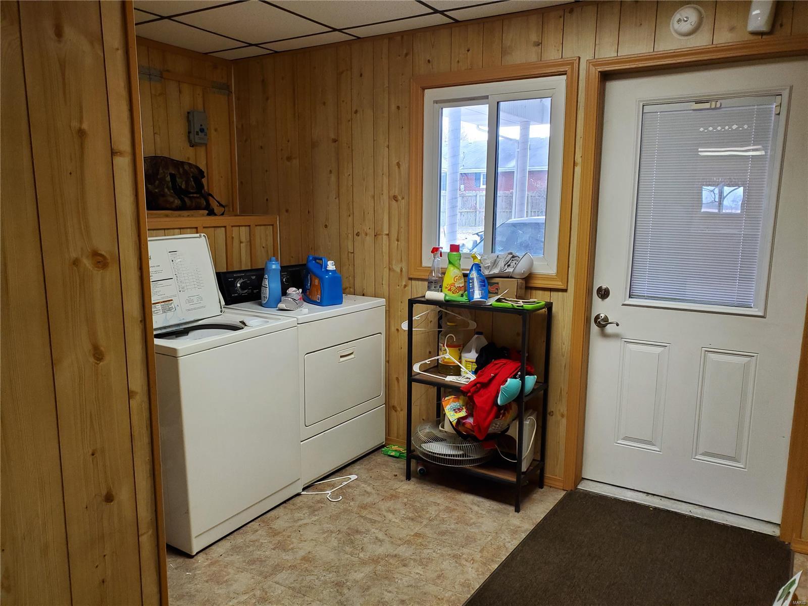 4507 Chester Road Chester, IL 62233 - Photo 11 of 37