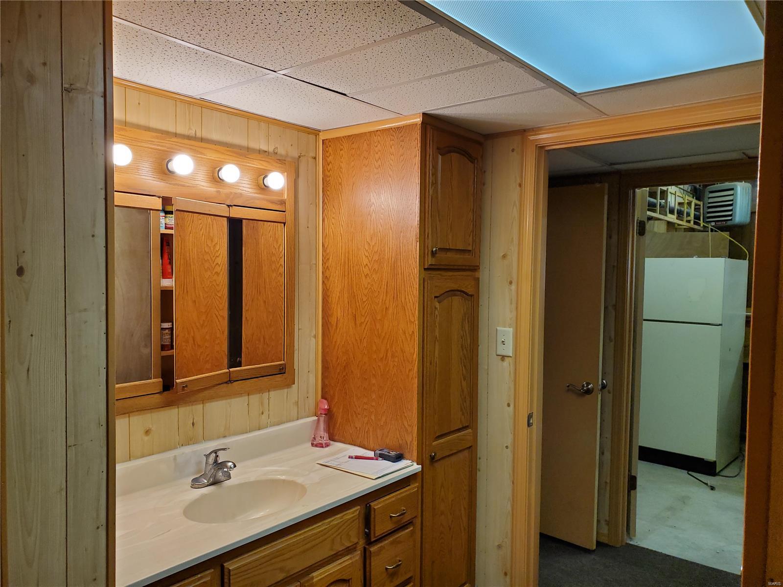 4507 Chester Road Chester, IL 62233 - Photo 4 of 37