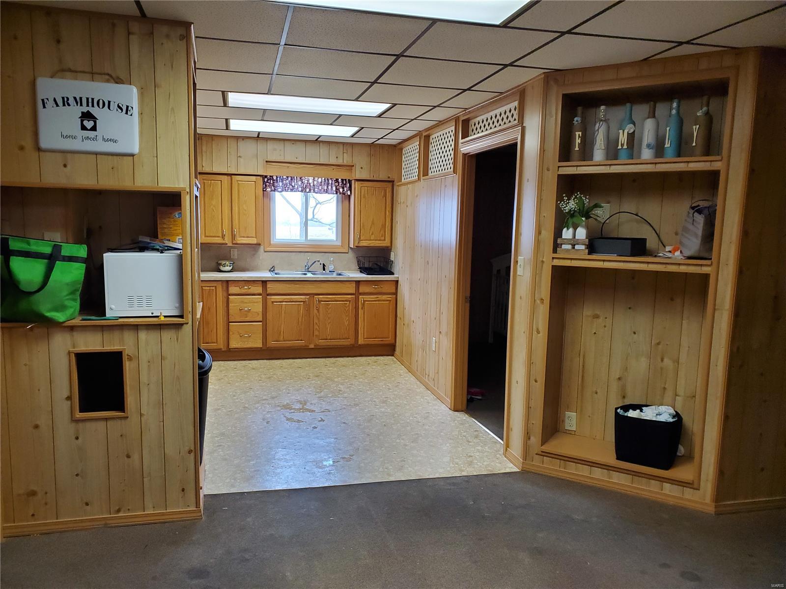 4507 Chester Road Chester, IL 62233 - Photo 7 of 37