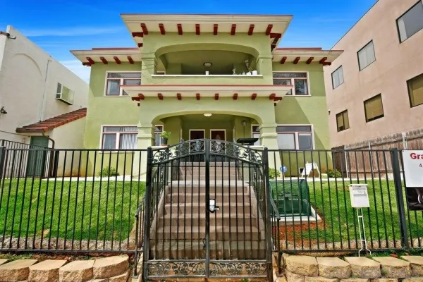 $2,450 | 3574 Fourth Avenue, San Diego, CA 92103