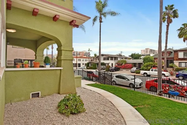 $2,450 | 3574 Fourth Avenue, San Diego, CA 92103