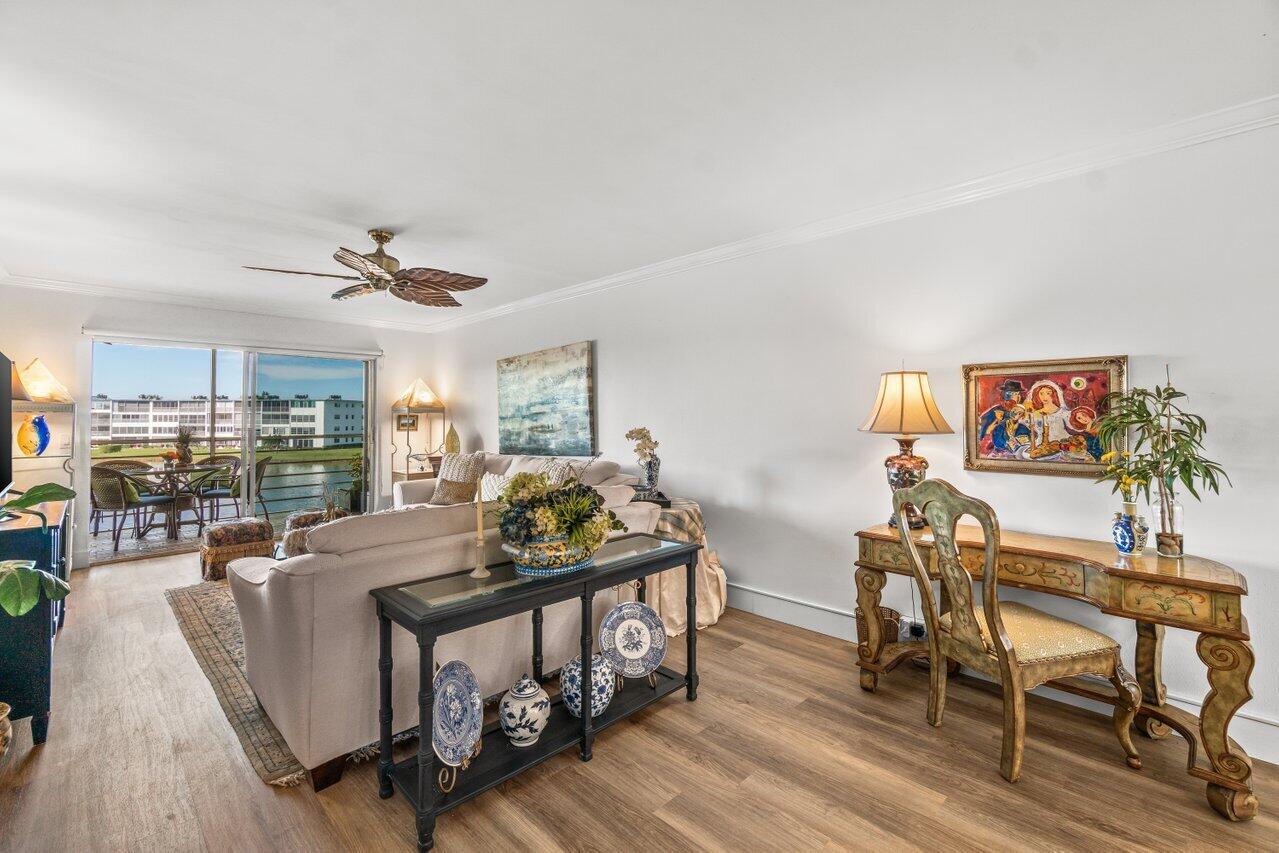 3072 Guildford East Boca Raton, FL 33434 - Photo 4 of 60 011-3072GuilfordDrive-D-BocaRaton-FL-334