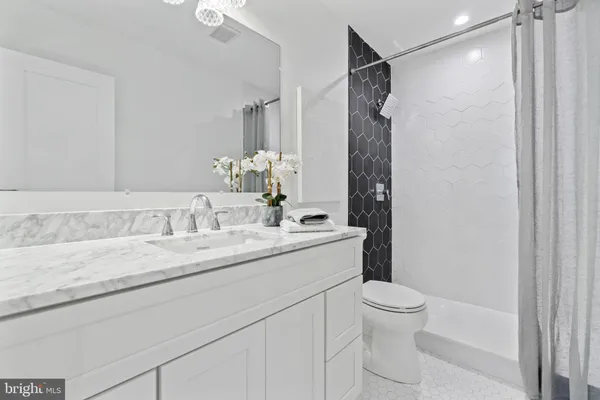 $3,000 | 1825 South Hanover Street, Baltimore, MD 21230