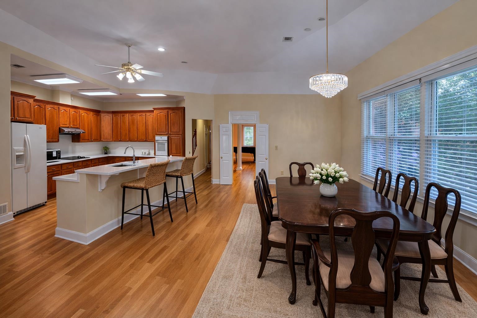 258 North White Station Road Memphis, TN 38117 - Photo 6 of 20