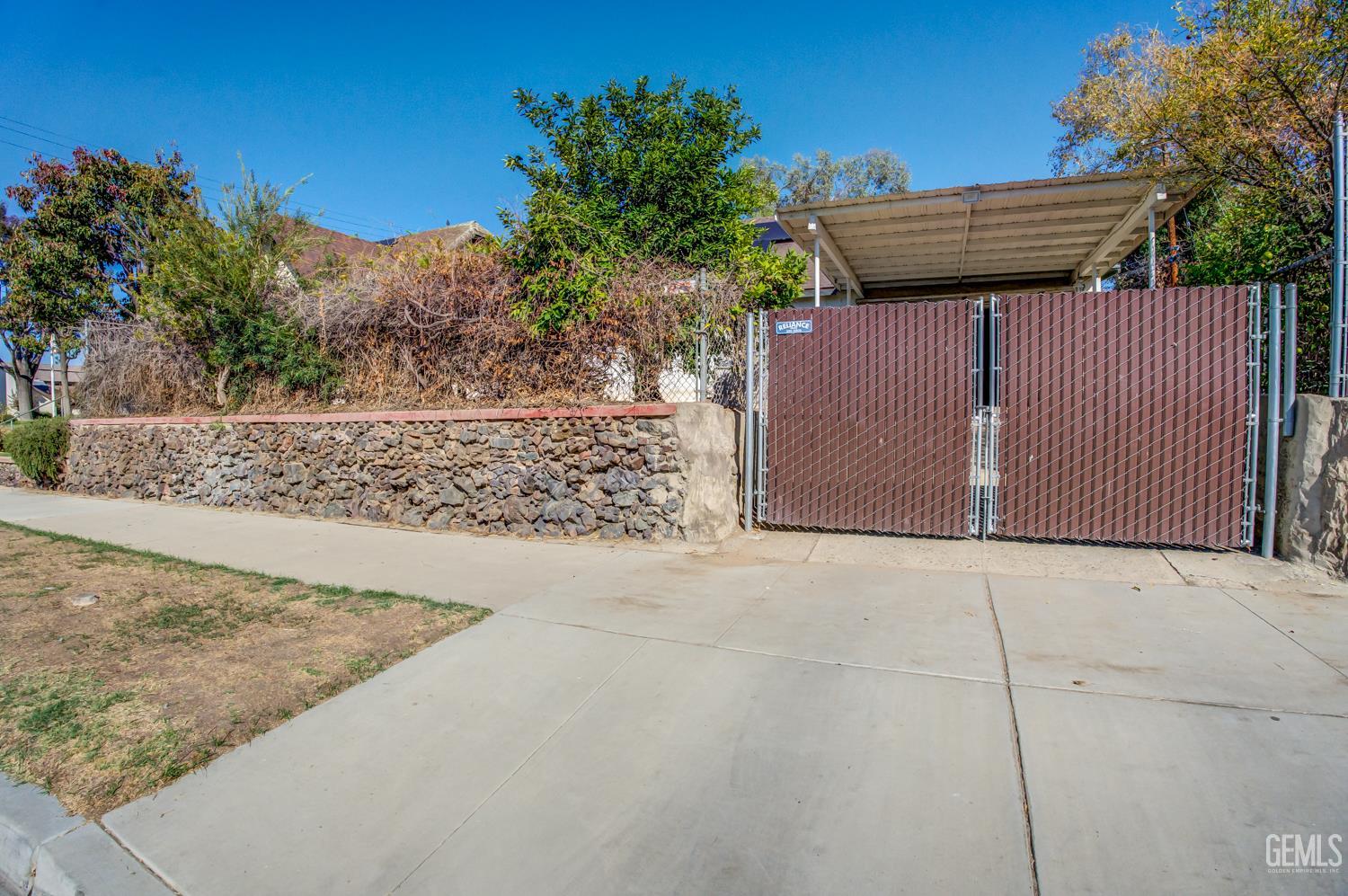 Undisclosed Address Bakersfield, CA 93305 - Photo 8 of 34 Gallery Image 8