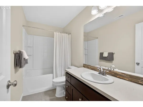 $675,000 | 15062 Southeast Bella Lane, Clackamas, OR 97015