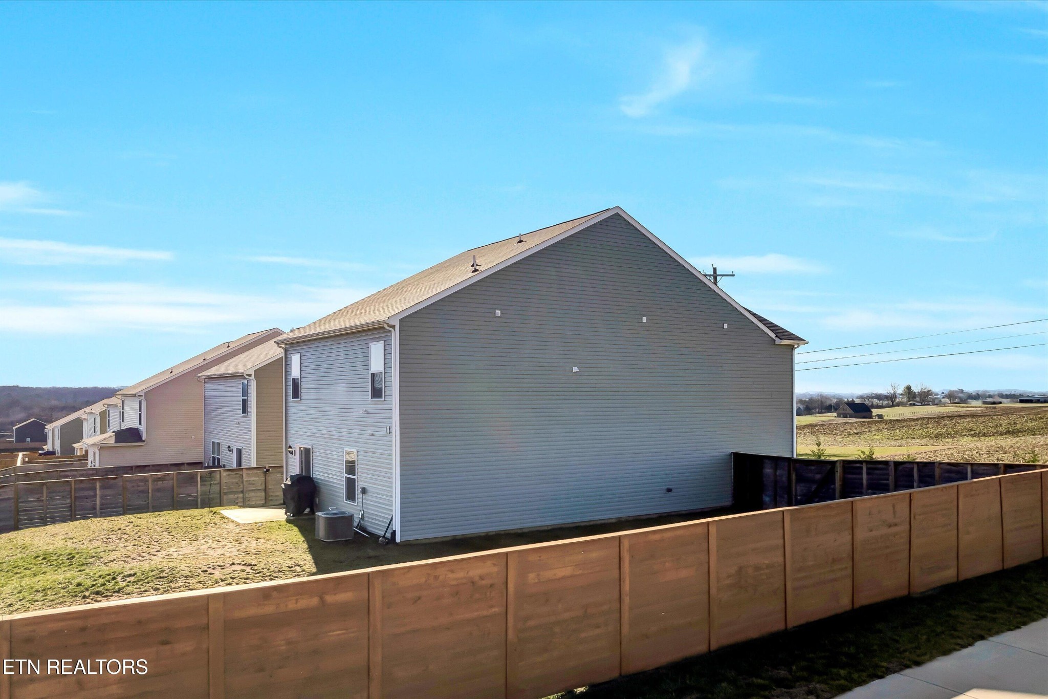 2338 Beacon Road Talbott, TN 37877 - Photo 32 of 34 Gallery Image 32