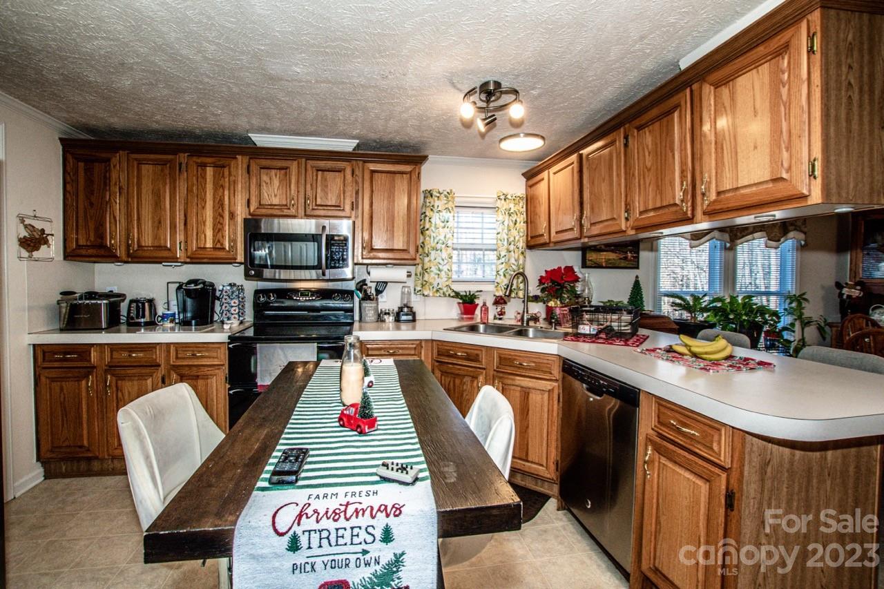 116 Thunder Road China Grove, NC 28023 - Photo 34 of 48 Gallery Image 34