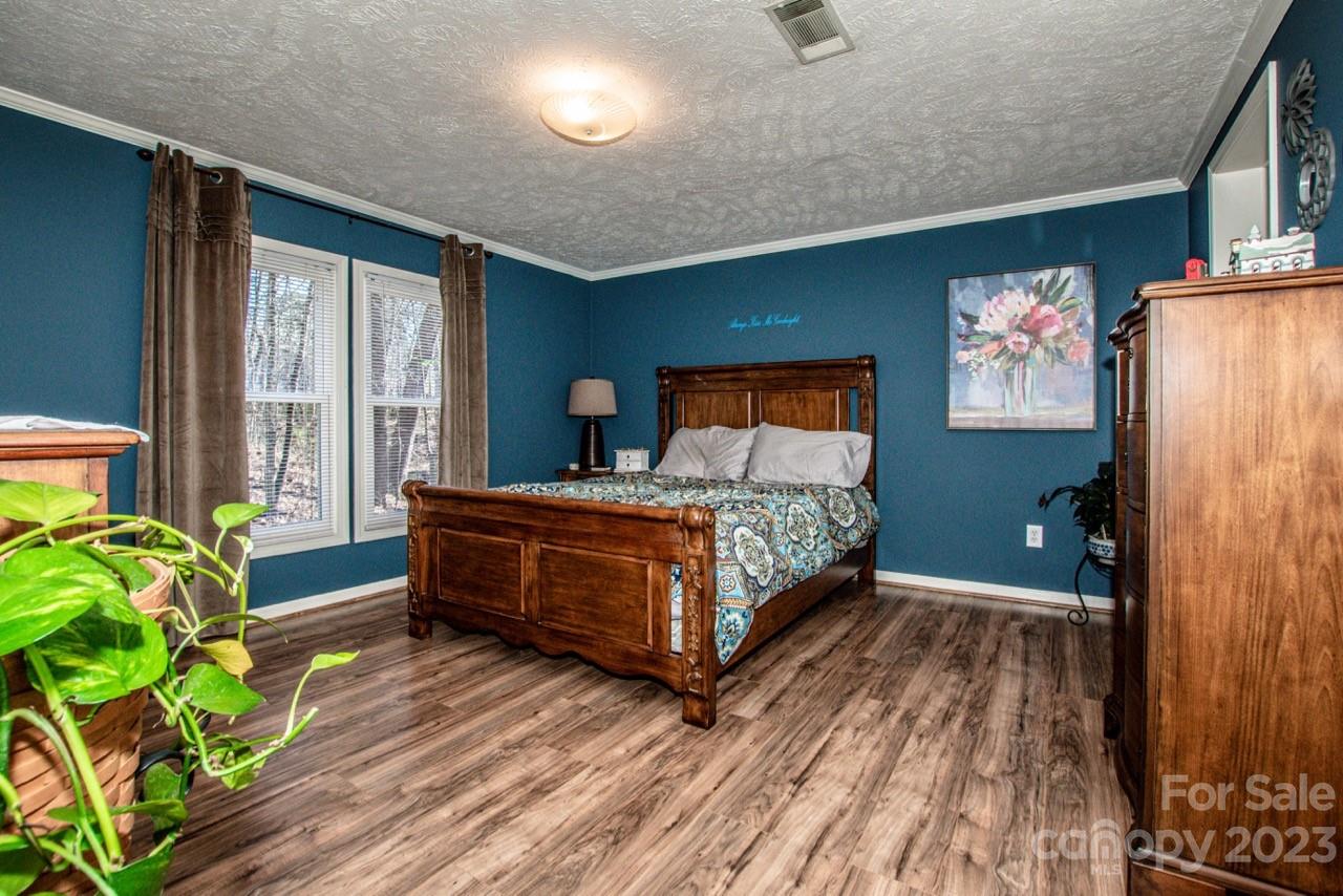 116 Thunder Road China Grove, NC 28023 - Photo 7 of 48 Gallery Image 7