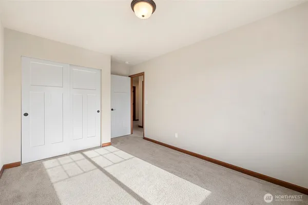 $3,500 | 4617 167th Street Southwest, Lynnwood, WA 98037
