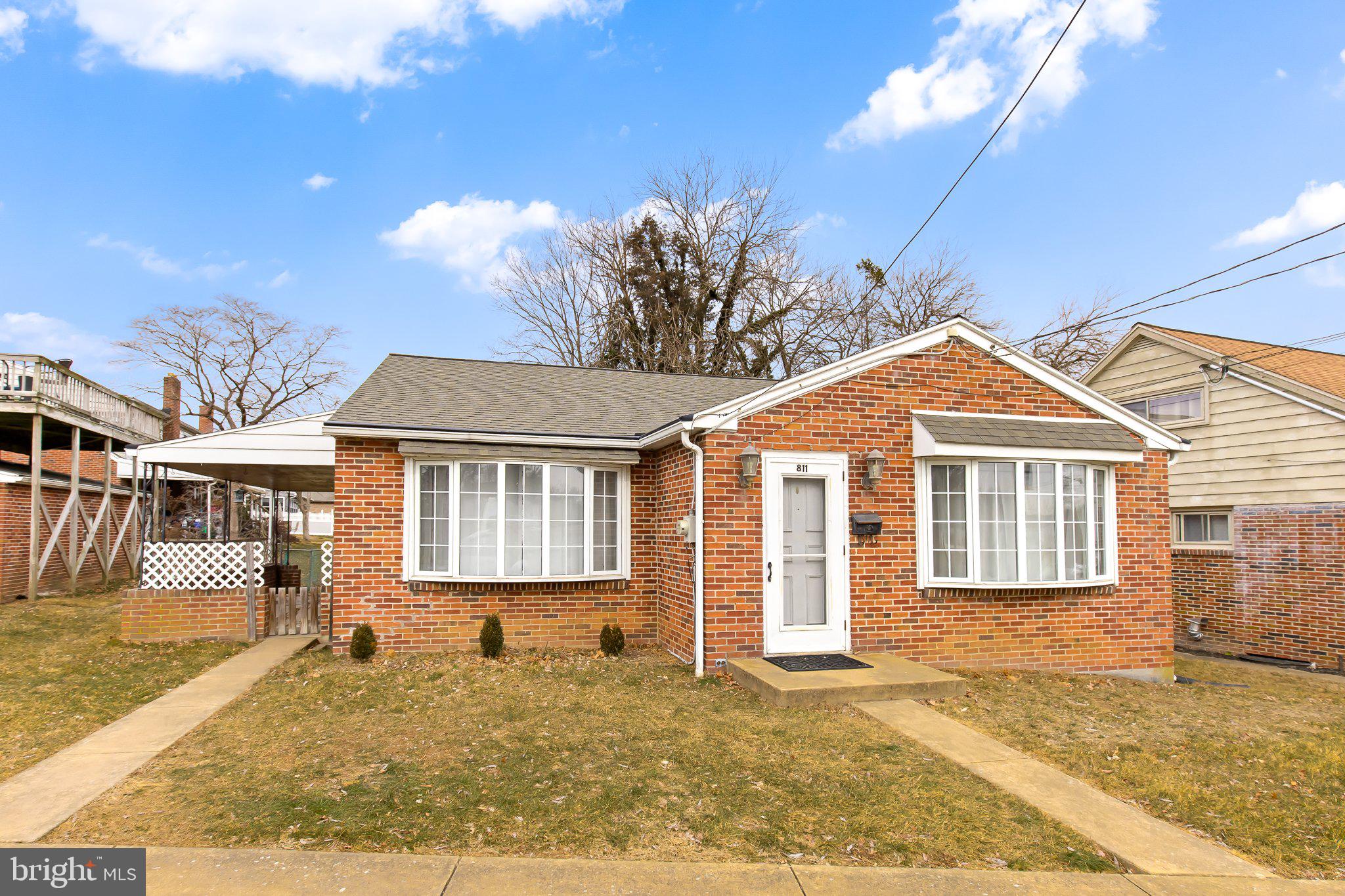 811 Ridge Avenue Columbia, PA 17512 - Photo 1 of 14 Front View