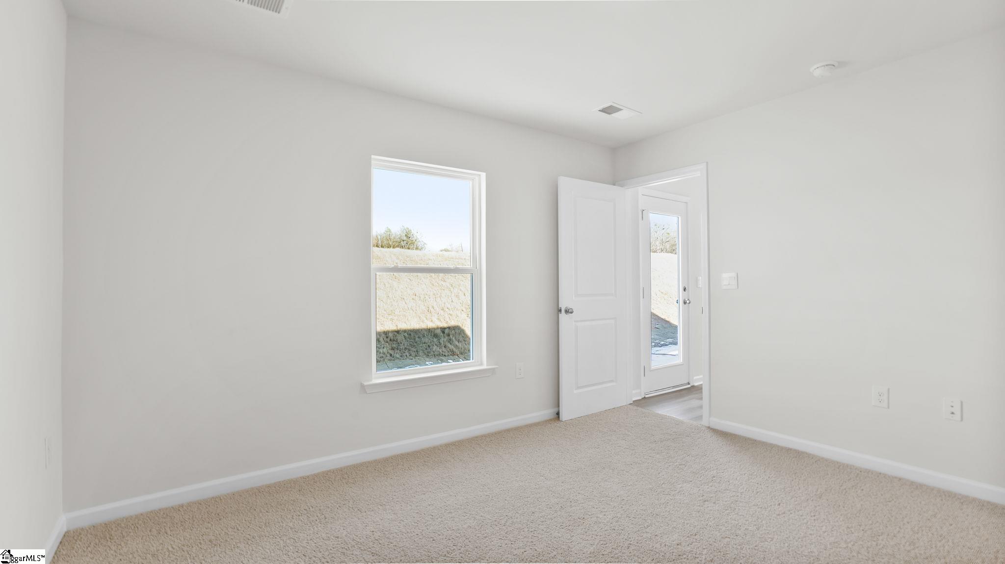 121 Bobbin Road Greenville, SC 29611 - Photo 16 of 32