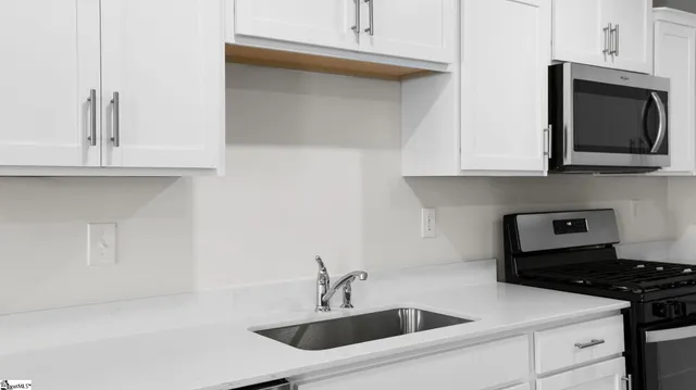 $269,900 | 121 Bobbin Road, Greenville, SC 29611