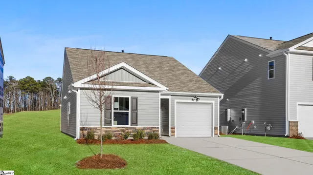 $269,900 | 121 Bobbin Road, Greenville, SC 29611