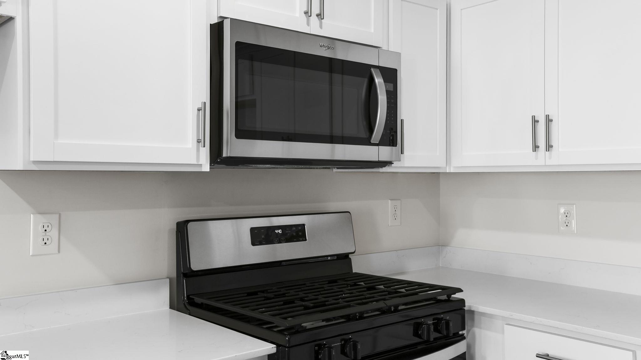 121 Bobbin Road Greenville, SC 29611 - Photo 10 of 32