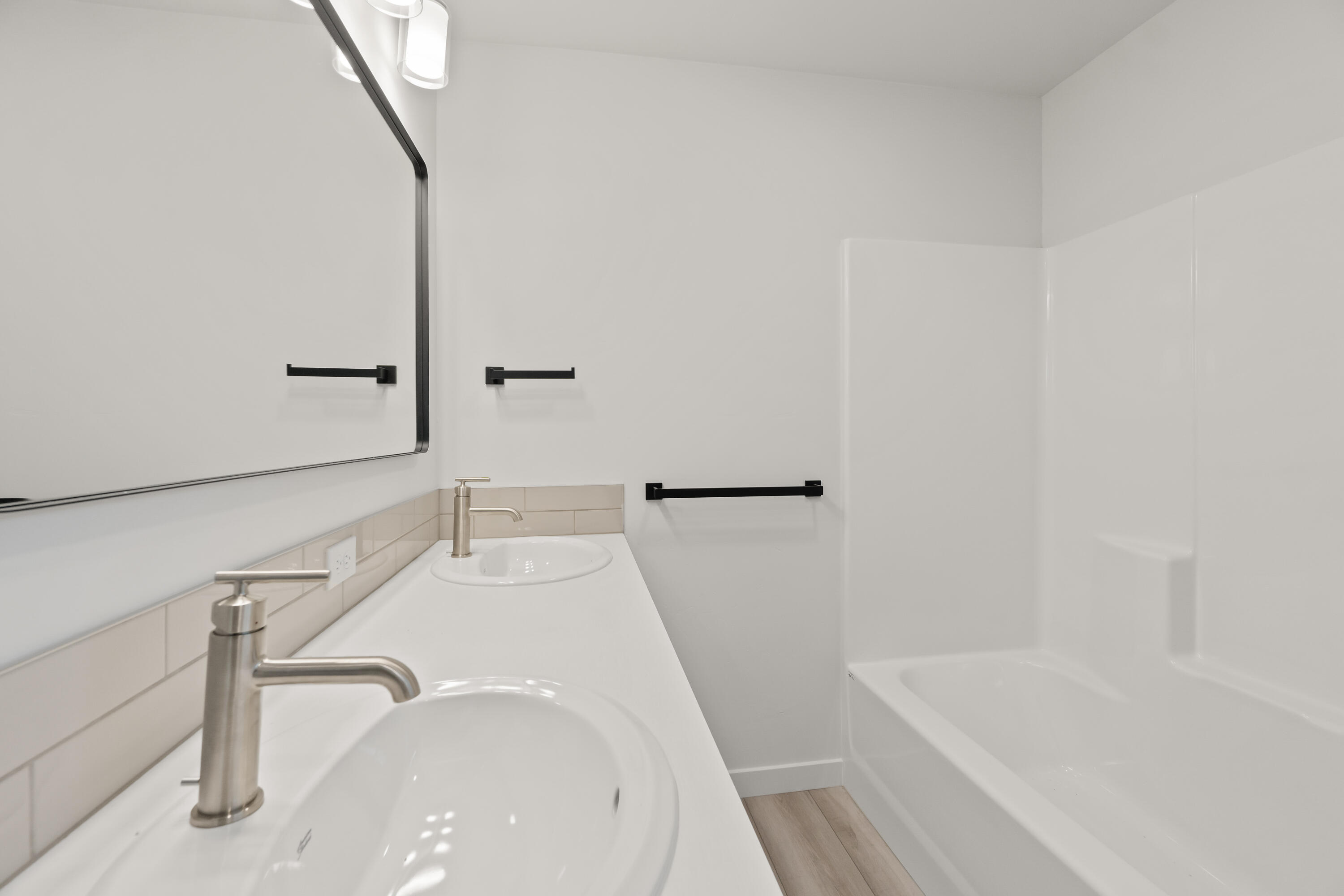 61646 Pettigrew Road, Unit 10 Bend, OR 97702 - Photo 13 of 22 17-print-Riley Visuals-31