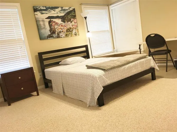 $3,995 | 2009 Sheridan Street, Houston, TX 77030