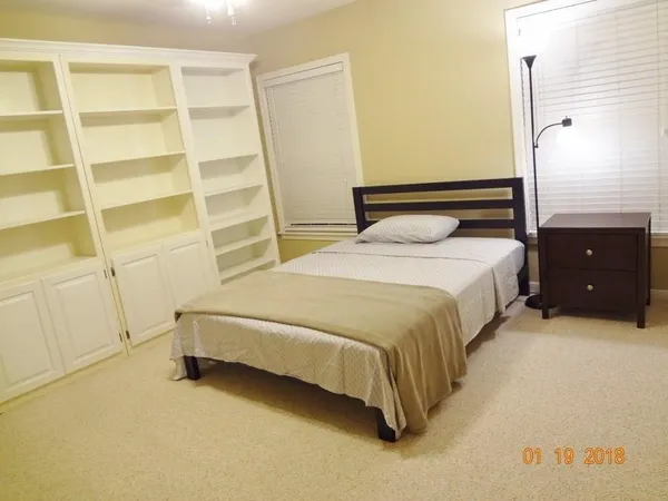 $3,995 | 2009 Sheridan Street, Houston, TX 77030