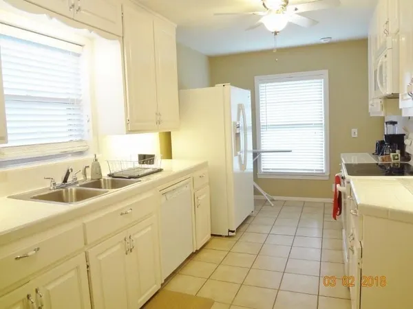 $3,995 | 2009 Sheridan Street, Houston, TX 77030