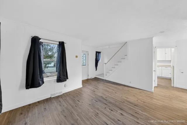 $185,000 | 712 North Cedarwood Circle, Round Lake Heights, IL 60073