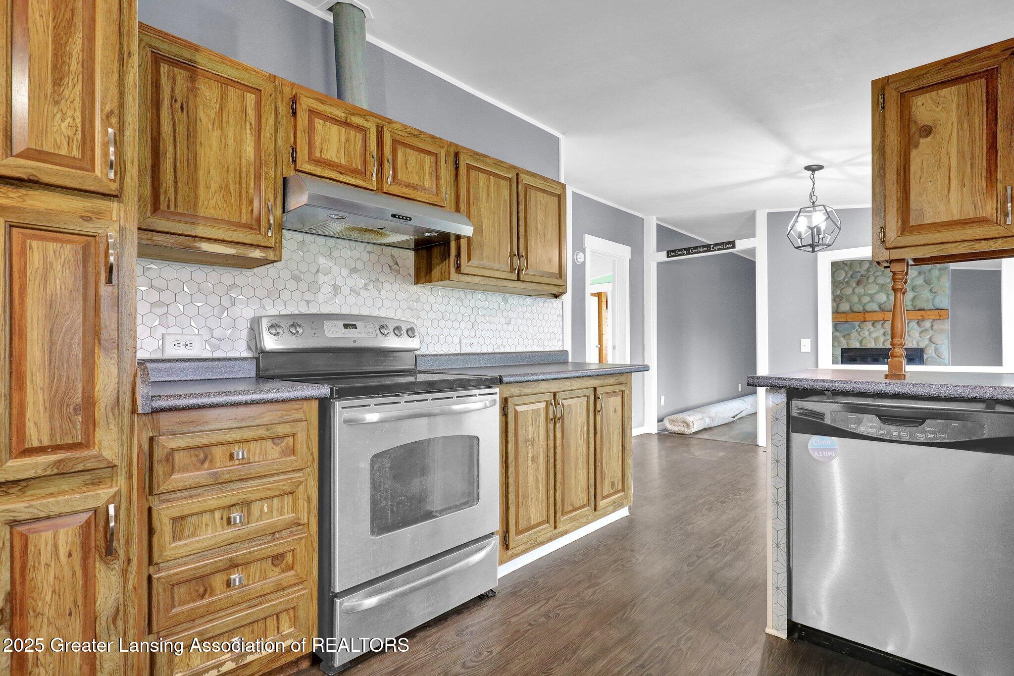 1435 West Gratiot County Line Road St. Johns, MI 48879 - Photo 17 of 48 23-web-or-mls-Open Ended Media-23