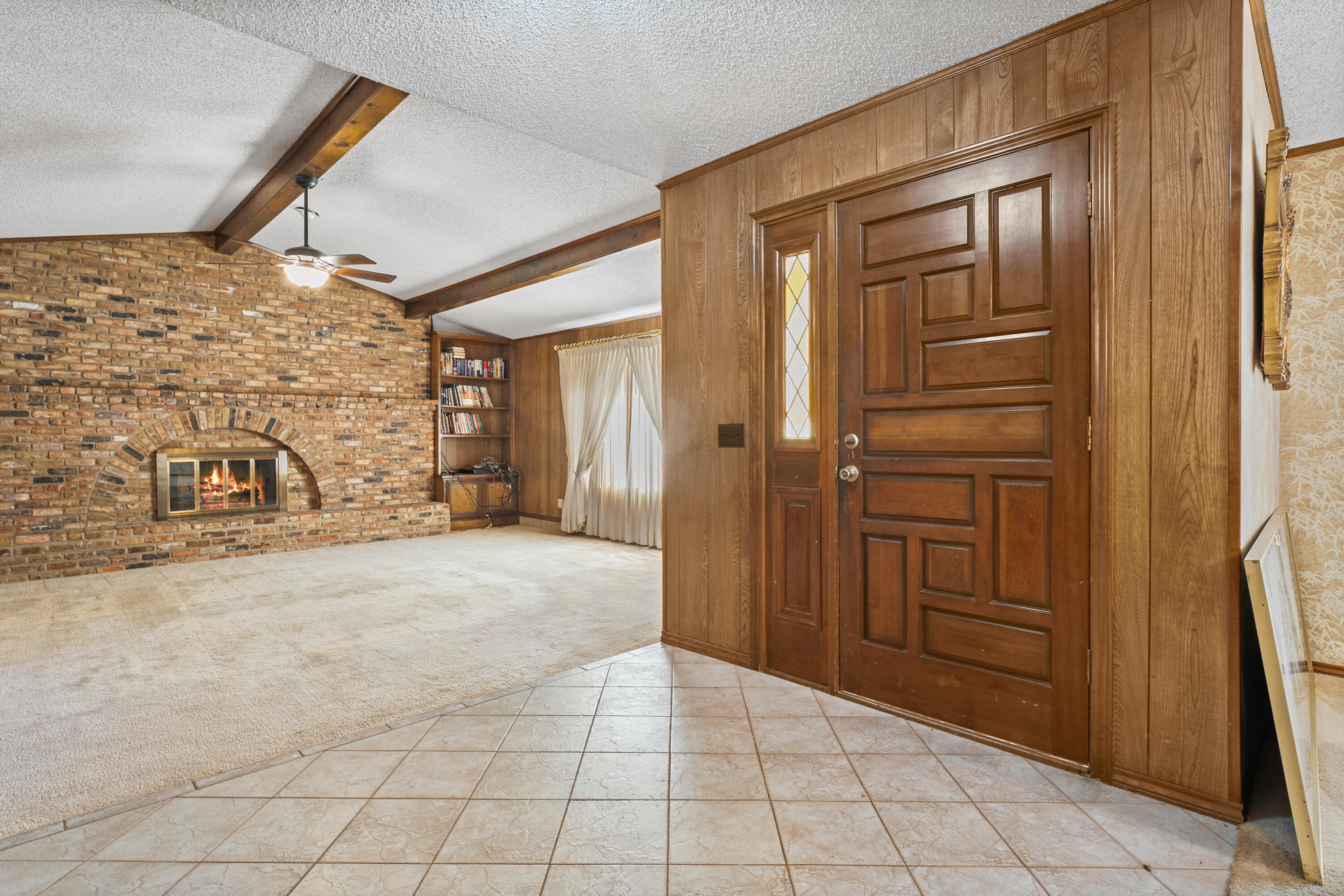 12 Foothill Drive Ransom Canyon, TX 79366 - Photo 3 of 36 a view of an entryway