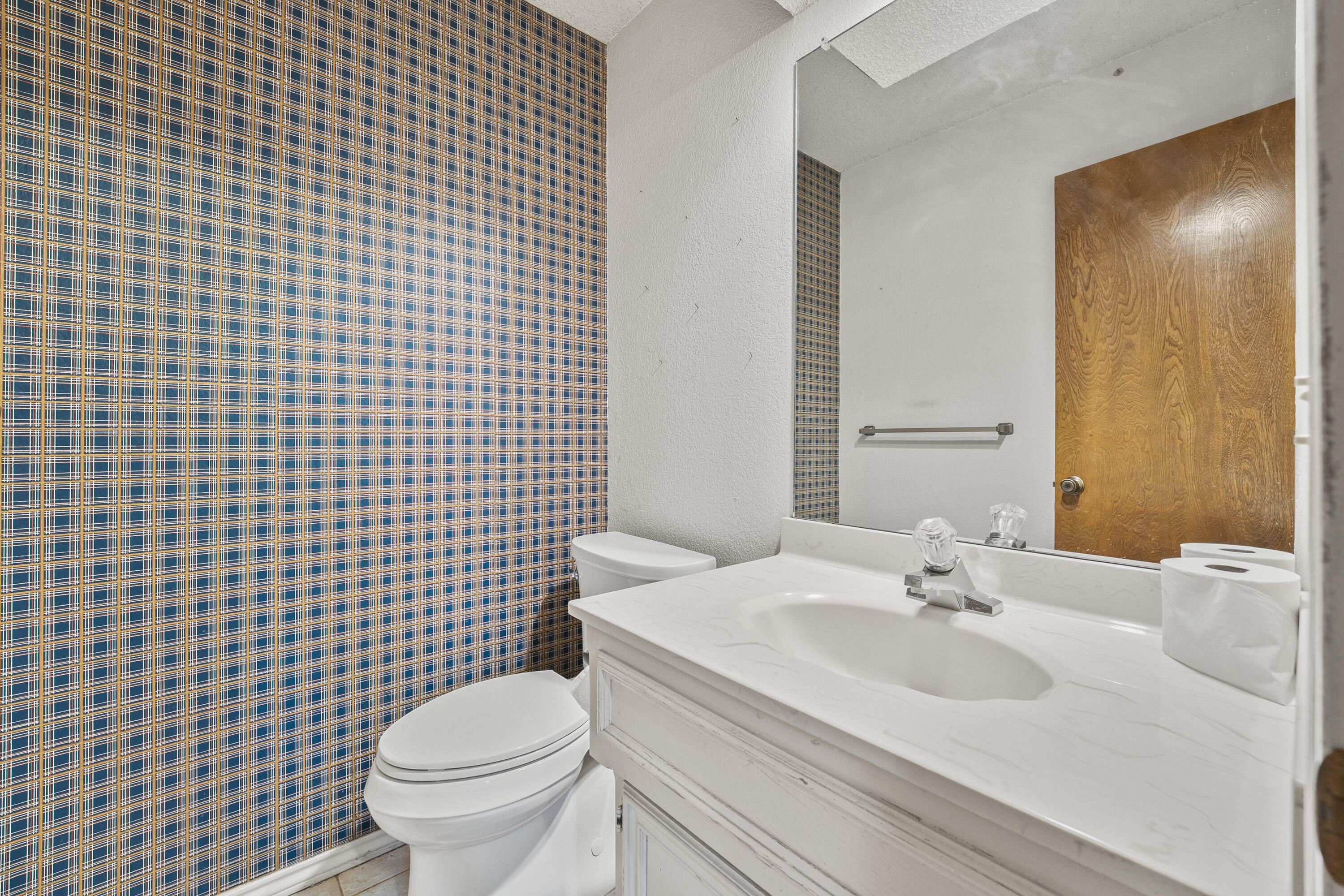 12 Foothill Drive Ransom Canyon, TX 79366 - Photo 8 of 36 a bathroom with a sink toilet and shower