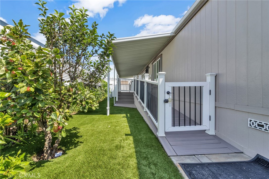 971 Borden Road, Unit 109 San Marcos, CA 92069 - Photo 5 of 31 Ramp for convience
