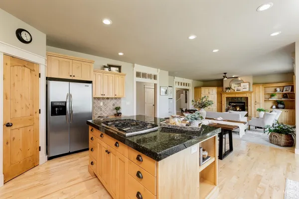 $1,019,300 | 1962 North Spring Hollow Place, Star, ID 83669