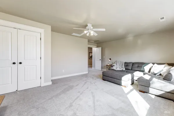 $1,019,300 | 1962 North Spring Hollow Place, Star, ID 83669