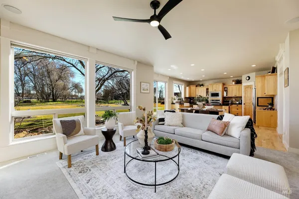 $1,019,300 | 1962 North Spring Hollow Place, Star, ID 83669