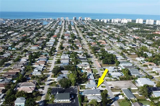 $1,650,000 | 756 108th Avenue North, Naples, FL 34108