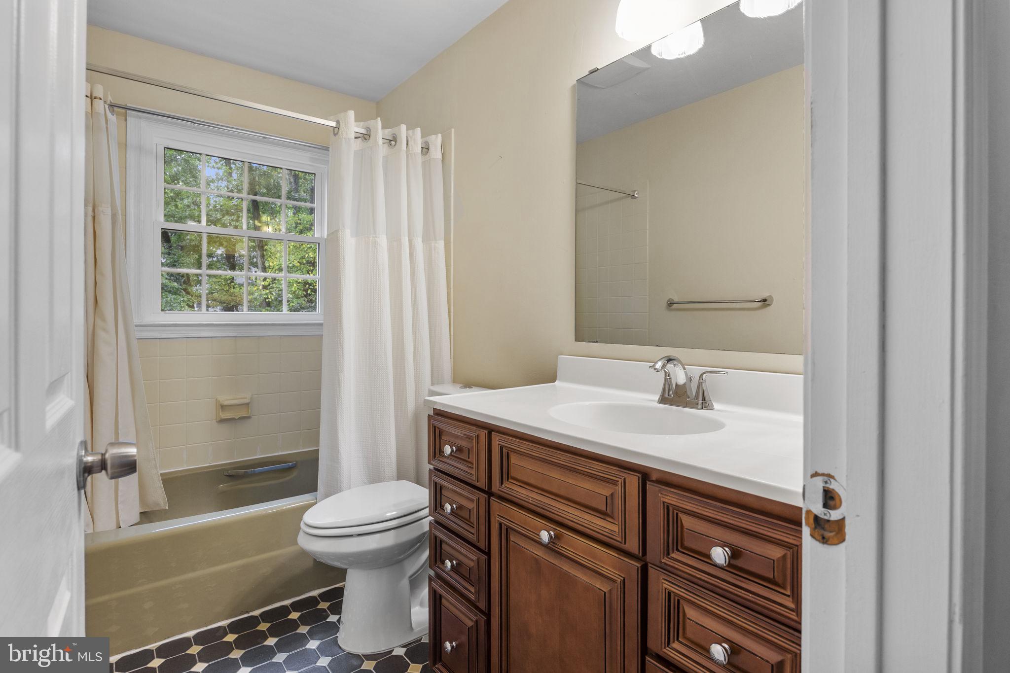 69 Lochatong Road Ewing, NJ 08628 - Photo 23 of 36