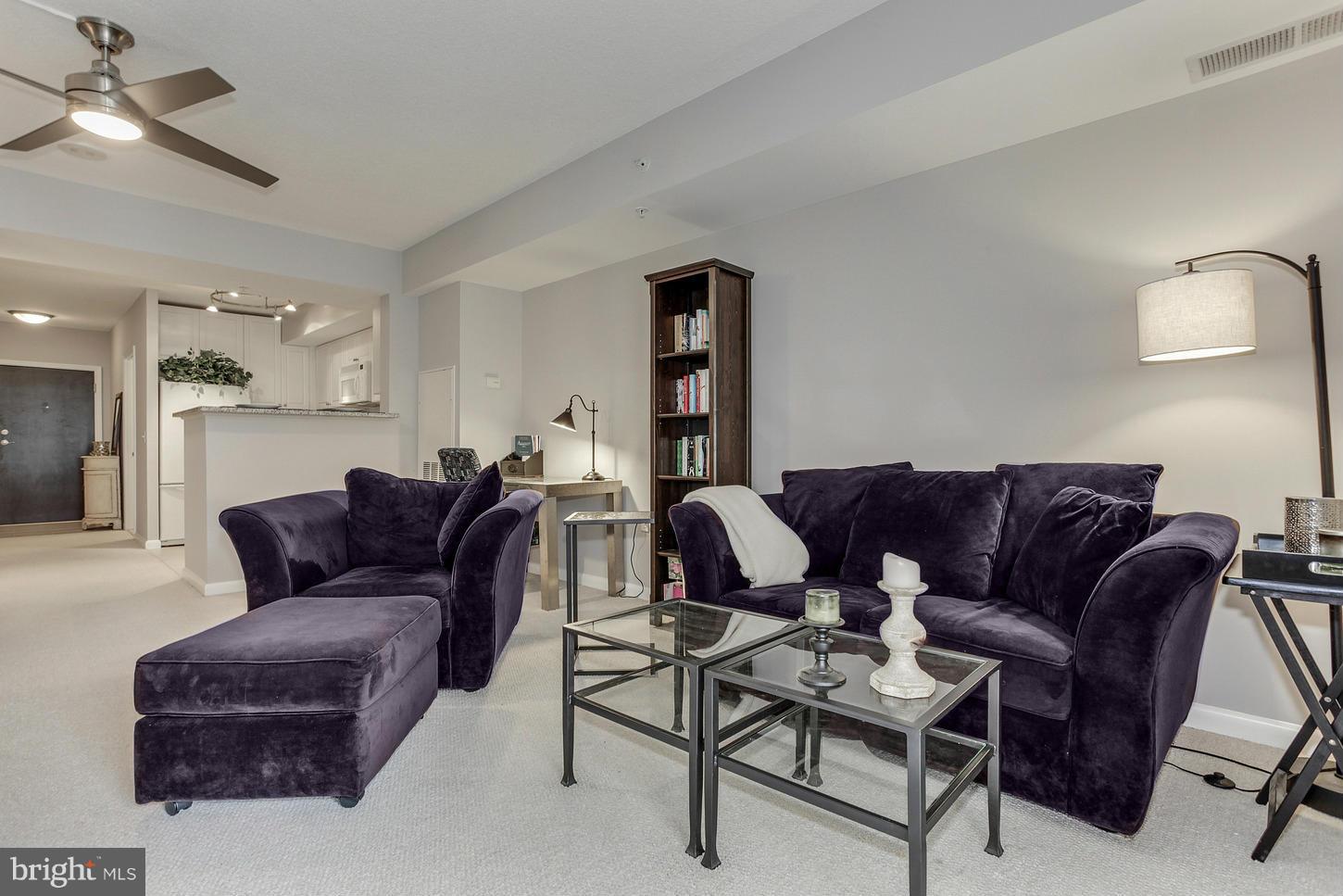 851 North Glebe Road, Unit 1010 Arlington, VA 22203 - Photo 5 of 30