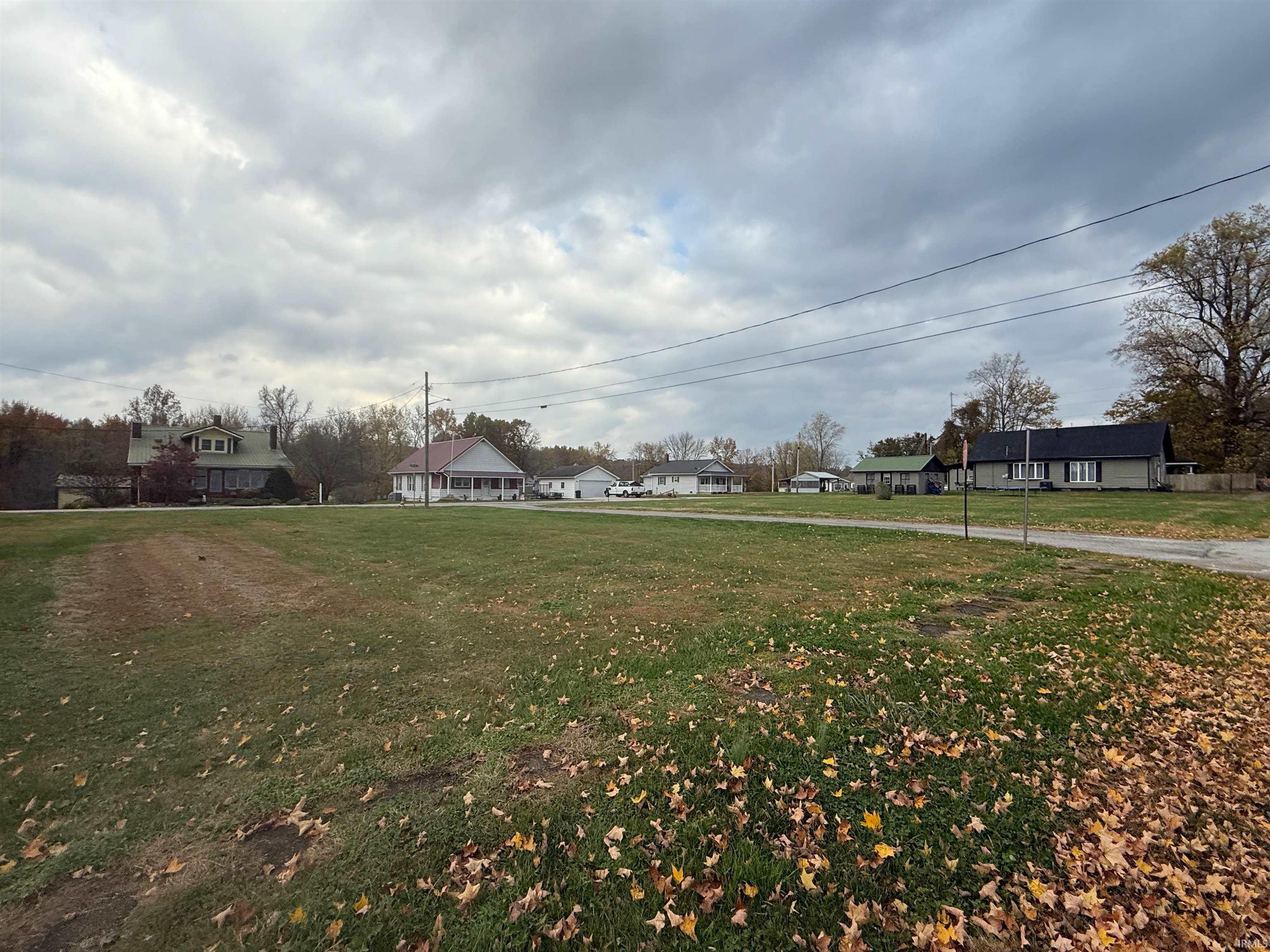 903 East Porter Street Winslow, IN 47598 - Photo 4 of 9