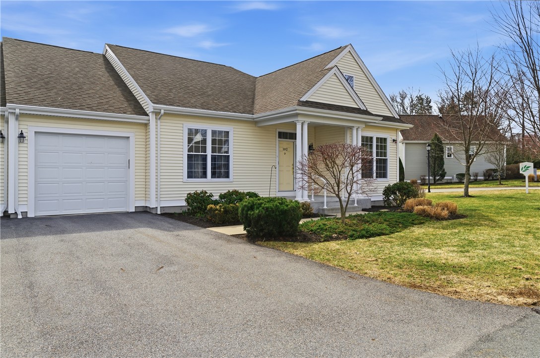 170 Providence Pike, Unit 102 North Smithfield, RI 02896 - Photo 2 of 33