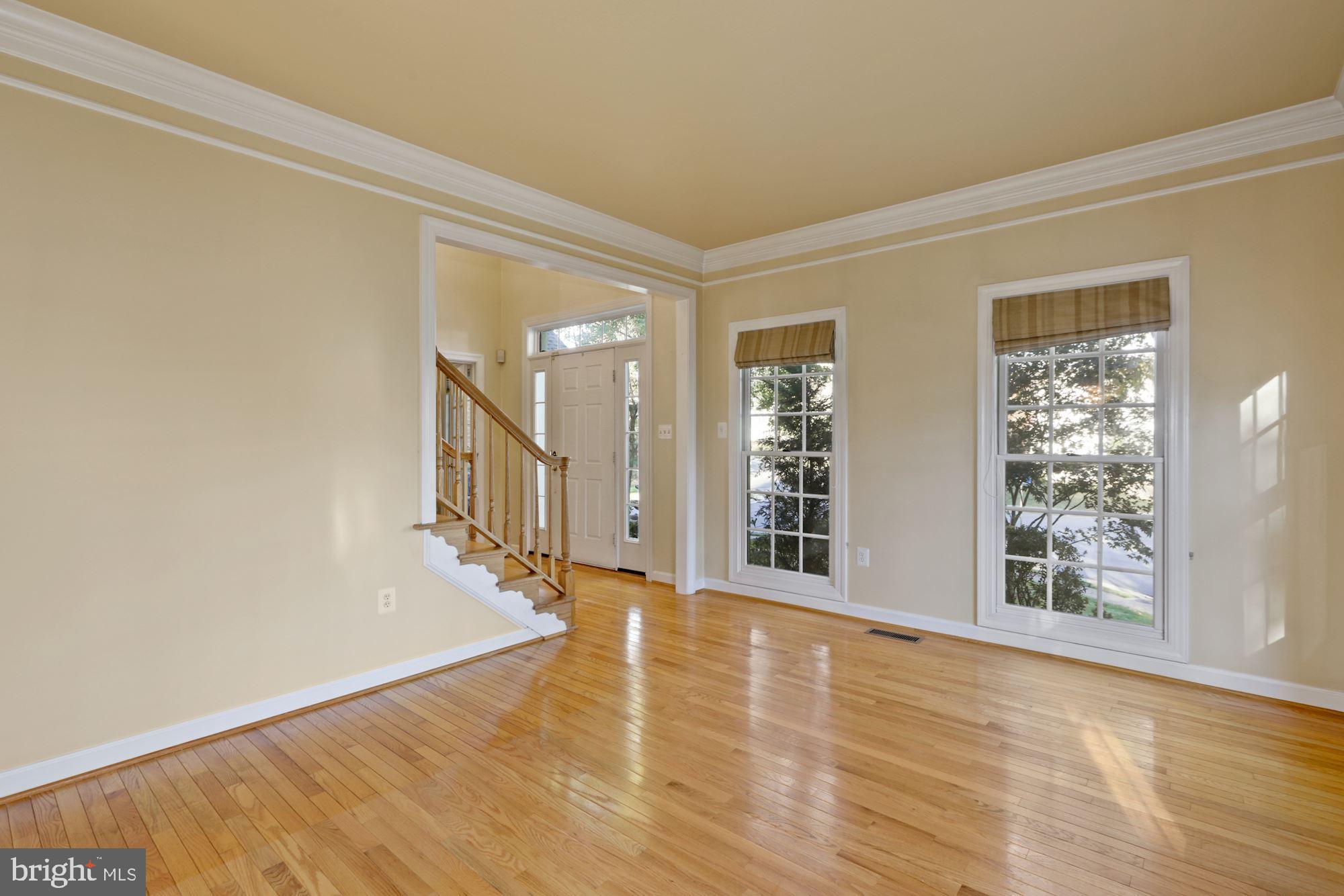13333 Moore Road Clifton, VA 20124 - Photo 22 of 53 Plenty of Natural light floods the living room
