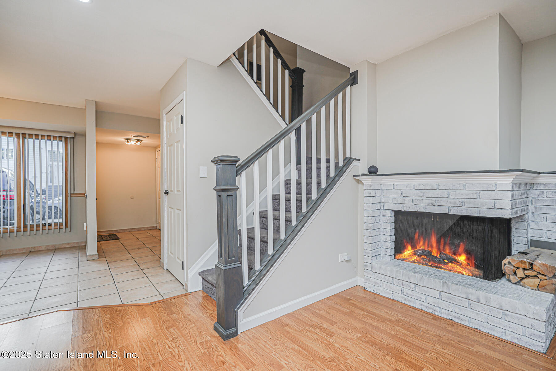 112 Hampton Green Staten Island, NY 10312 - Photo 11 of 21 Photo Dec 08 2025, 9 11 40 AM (1)